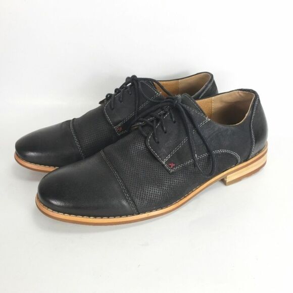 Steve Madden Mens Catalyst Size 8 Navy Blue Cap Toe Oxford Preforated Vamp - Picture 2 of 7